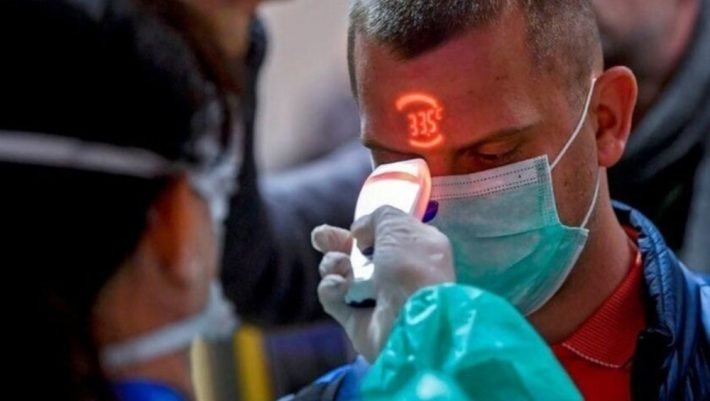 Το ρίσκο έπιασε, χωρίς καραντίνα: Η μοναδική χώρα της Ευρώπης που εφάρμοσε με επιτυχία την «Ανοσία της Αγέλης»