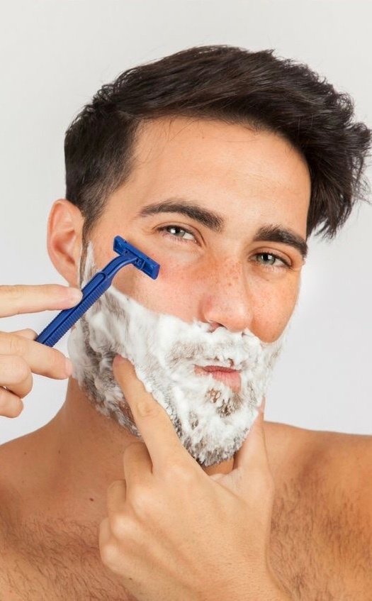 Τα λάθη που κάνουν ΟΛΟΙ οι άντρες στο ξύρισμα