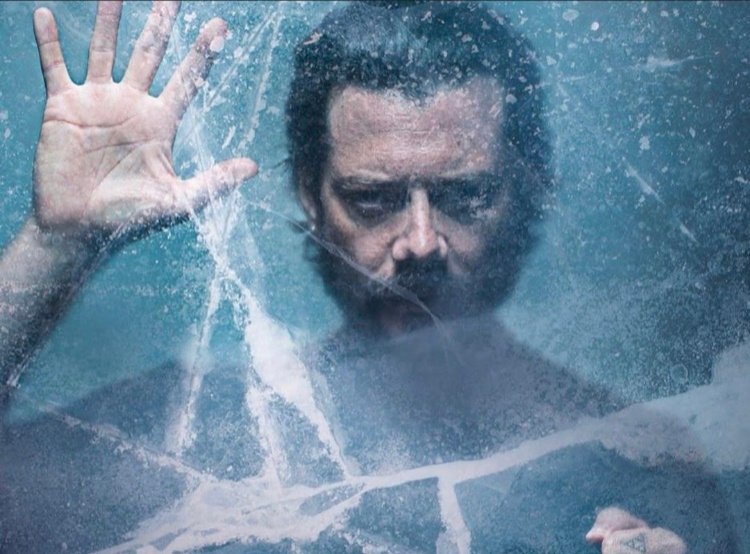 Professor: Αυτό είναι το trailer της πολλά υποσχόμενης σειράς που θα πρωταγωνιστήσει