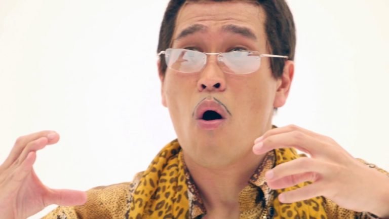 Ο “Pen Pineapple Apple Pen” επιστρέφει με νέο τραγούδι για τον κορονϊό και γίνεται ξανά VIRAL!