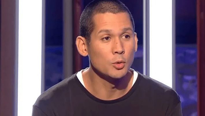 Δεν πιστεύεις πως είναι αδέρφια: Ο μικρός αδερφός του Σωτήρη Κοντιζά τρελαίνει τις γυναίκες (Pics)