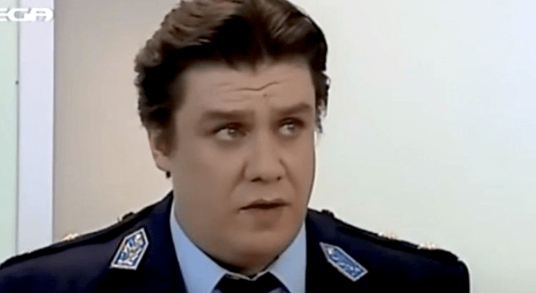 10/10 ούτε ο Καπουτζίδης: Σου δίνουμε 10 guest χαρακτήρες του «Παρά Πέντε», θα θυμηθείς το όνομά τους;