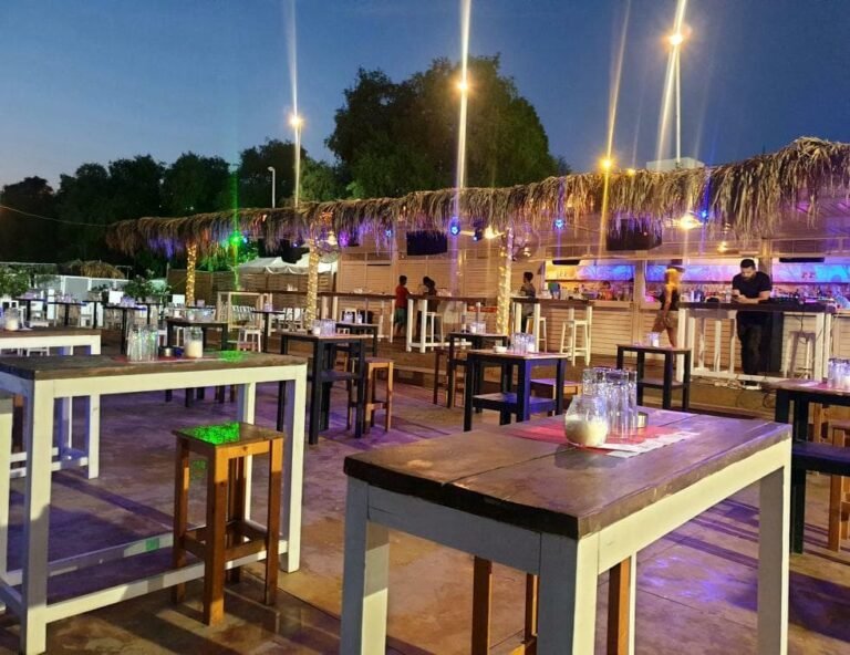 Σάββατο 11/7 όλα θα μοιάζουν Πλυντήριο Bar στο Bikini Beach, Λουτρά Αλίμου!