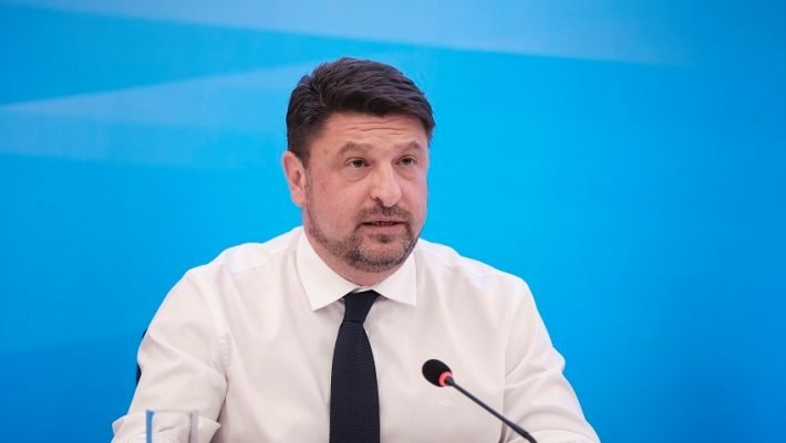 K. Χαρδαλιά, γι’ αυτήν την εικόνα εν μέσω κορωνοϊού θα μας πείτε κάτι; (Pic)