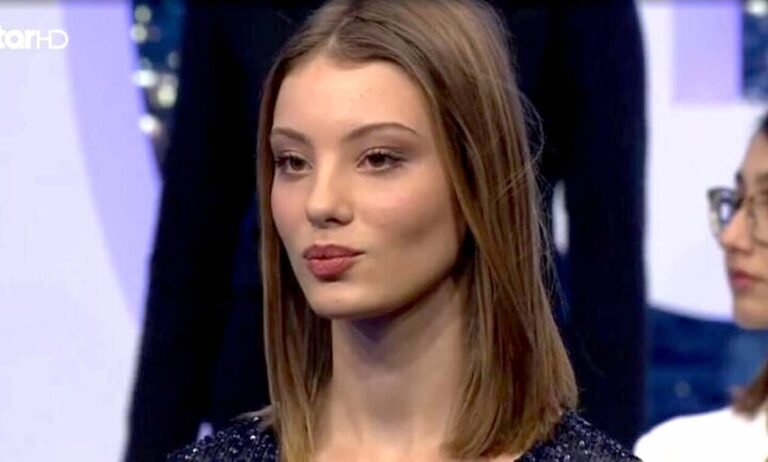 Άννα Μαρία GNTM: Χώρισε και ποζάρει με το νέο της αγόρι! (Pics)