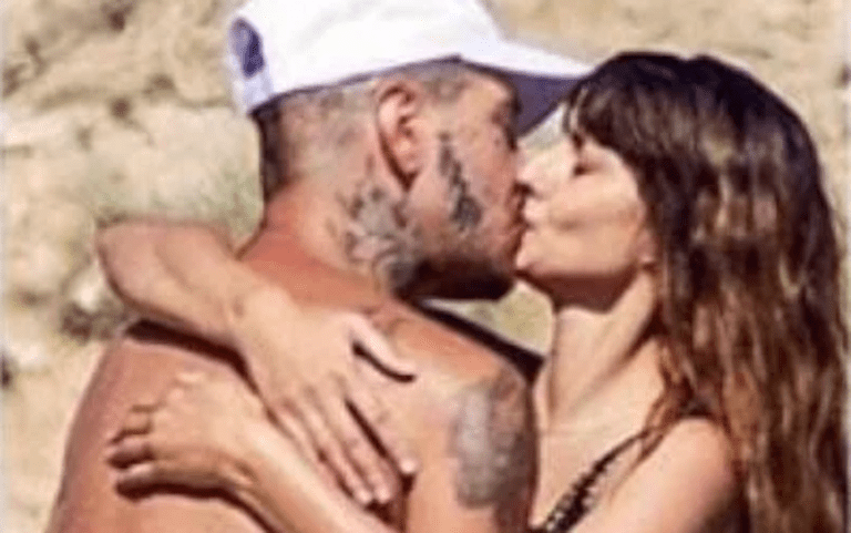 Στα κρύα του λουτρού η Ηλιάνα Παπαγεωργίου: Τα μάζεψε κι έφυγε απ’ το σπίτι τους ο SNIK