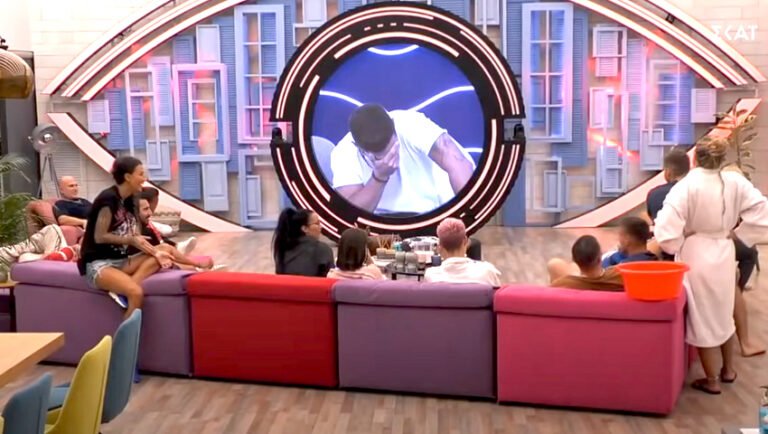 «Δεν έχω κάνει ακόμα σεξ, θέλω συναίσθημα»: Παίκτης του Big Brother εξομολογείται πως είναι παρθένος (Vid)