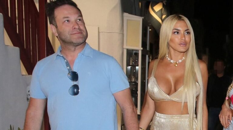 Δυο ξένοι στο ίδιο μαγαζί Παναγιώταρου – Γιαννόπουλος! Αυτή είναι η νέα συvοδός του πλαστικού (Pics)