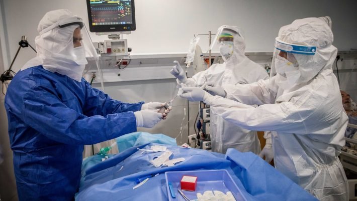 Γενικό lockdown: Ραγδαίες εξελίξεις την ύστατη στιγμή…