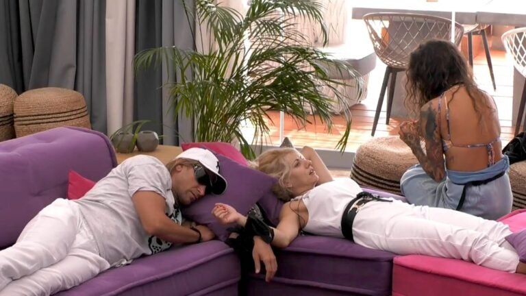 Φιλιούνται on camera και δεν τους νοιάζει τίποτα: Σε ακατάλληλες σκηνές το πρώτο ζευγάρι του Βig Brother (Pics)