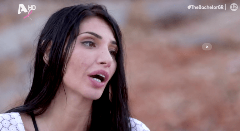 O cameraman τα έδειξε όλα: Το πλάνο – ατύχημα της Σίας που εκτόξευσε την τηλεθέαση του «The Bachelor» (Pics)