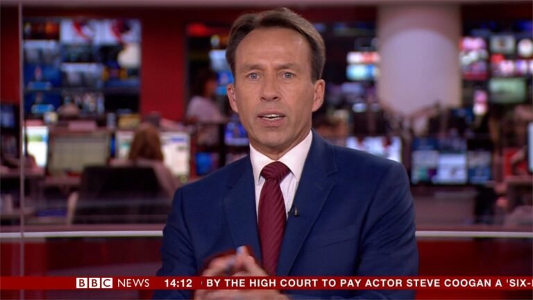 VIRAL: Παρουσιαστής δεν ήξερε ότι είναι στον αέρα και δείτε τι έκανε