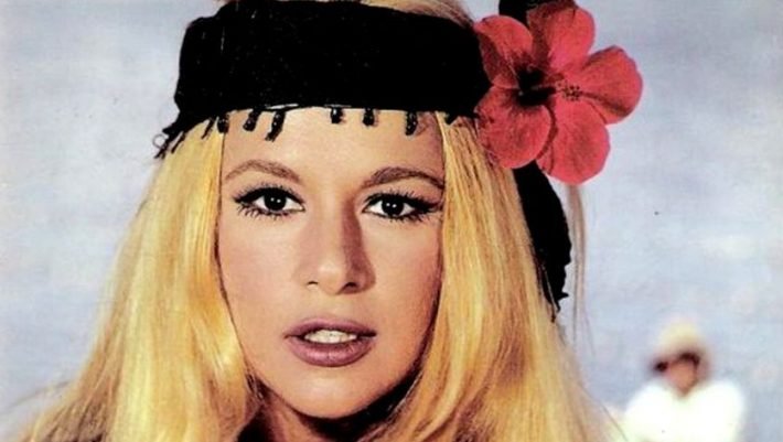 Δεν το πρόσεξε κανείς: Σε αυτή τη σκηνή η Αλίκη Βουγιουκλάκη παραλίγο να χάσει τη ζωή της (Vid)