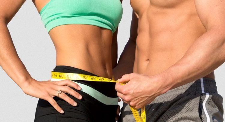 Οι 5 συνήθειες που όλοι κάνουμε και συμβάλλουν στην αύξηση του βάρους μας