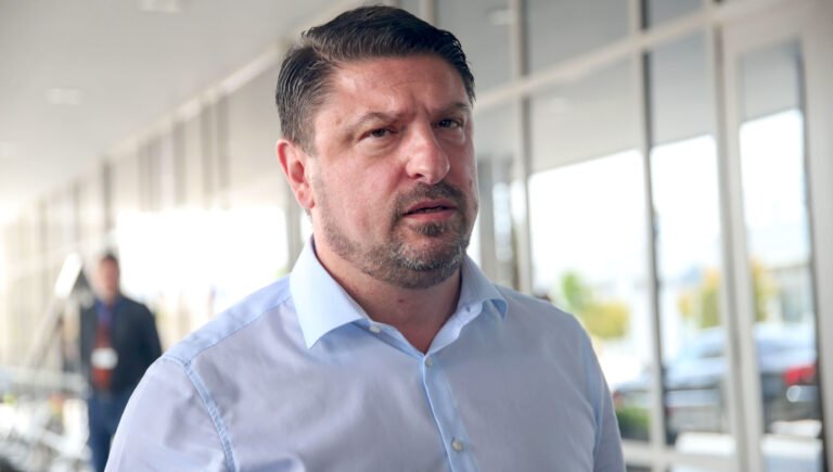 Το νέο μέτρο – σταθμός που ανακοινώνει ο Χαρδαλιάς την Παρασκευή