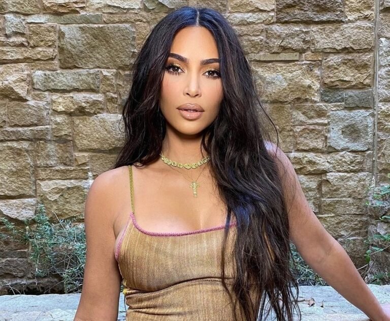 Η γuμνh φωτογραφία της Κιμ Καρντάσιαν που έσπασε κάθε ρεκόρ στα likes(pic)