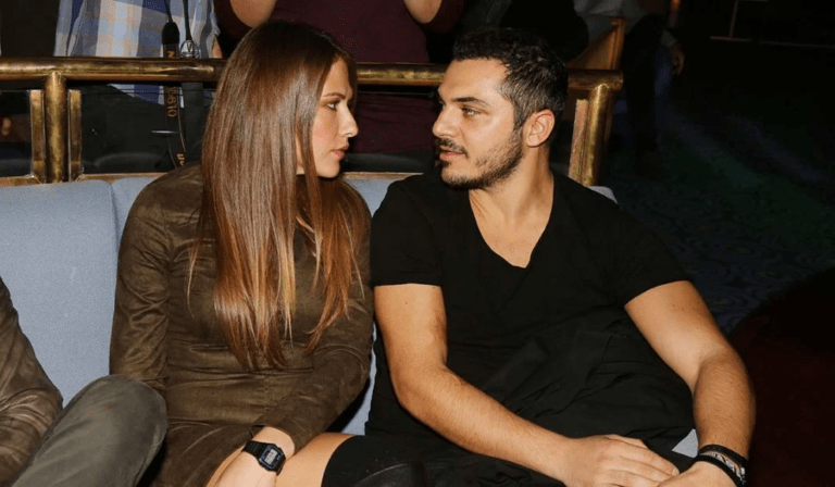 Μετά τον ξυλοδαρμό: Η σύζυγος του Δόξα τον «καίει»  με νέα ντοκουμέντα (Vid)