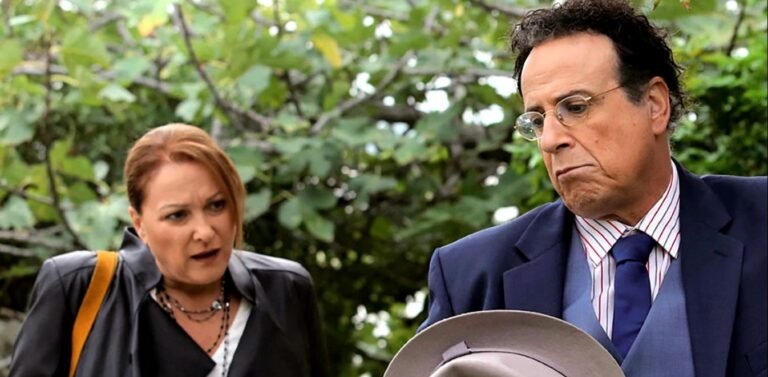 Επιτέλους: Αυτή είναι η πρώτη σκηνή σ$% Πώποτα – Πρωτευουσιάνας στο «Καφέ της Χαράς» (Vid)