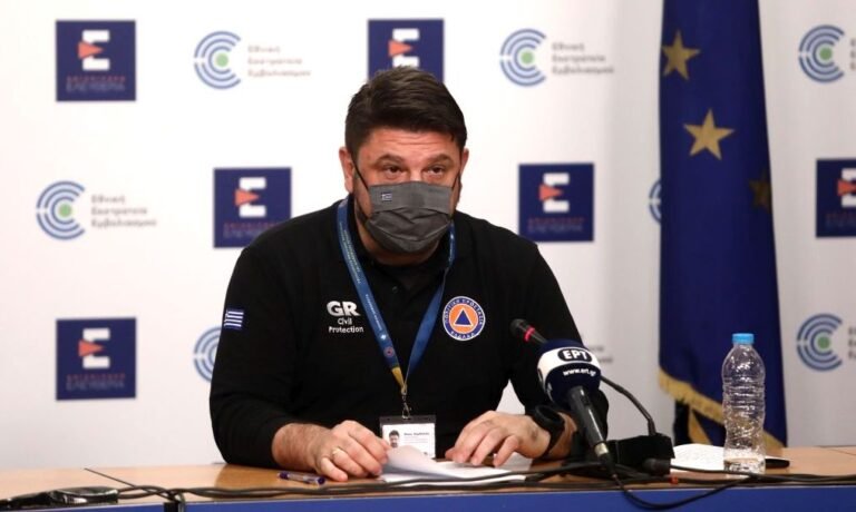 Ώρα αποφάσεων: Τα 2 μέτρα που θα ανακοινωθούν την Τετάρτη για την άρση του lockdown