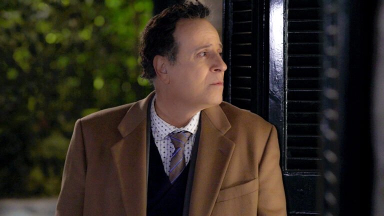 Θα σαρώσει τα πάντα: Αυτή είναι η νέα σειρά του Χάρη Ρώμα!