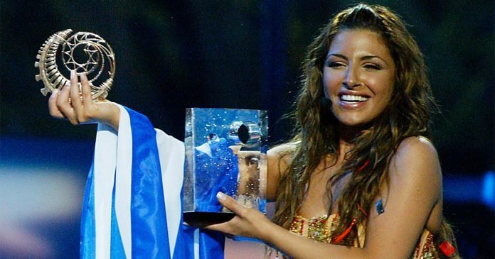 Έλενα Παπαρίζου: Το ατύχημα στην σκηνή της Eurovision που γίνεται γνωστό 16 χρόνια μετά (vid)