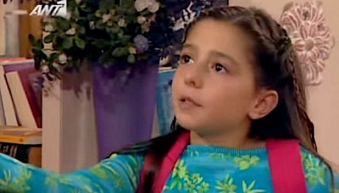 Τεράστια αλλαγή: Η Λίλα του «Άκρως Οικογενειακόν» γίνεται 30 και δεν αναγνωρίζεται με τα νέα της μαλλιά (Pic)