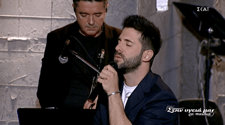 Την περιποιήθηκε: Το τραγούδι που αφιέρωσε ο Λιβάνης στη Μαριαλένα στο «Στην Υγειά μας» τα είπε όλα (Vid)