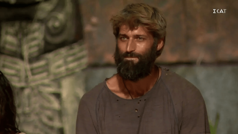 Αγνώριστος: Με νέο look επέστρεψε στην Ελλάδα ο Αλέξης Παππάς (Pic)