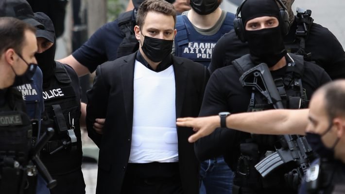 «Δεν λέγεται στον αέρα αυτό»: Η πληροφορία του Κατερινόπουλου για τον πιλότο που ανατρέπει τα πάντα