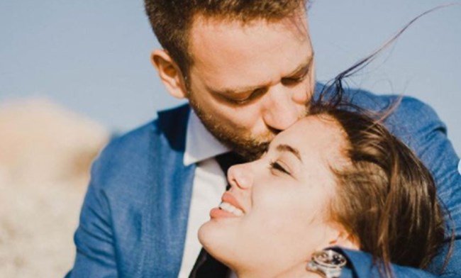 Δόθηκαν στη δημοσιότητα και σοκάρουν: Tα 2 τελευταία μηνύματα που έστειλε η Κάρολαϊν στον πιλότο λίγα λεπτά πριν τη σκοτώσει (Pics)