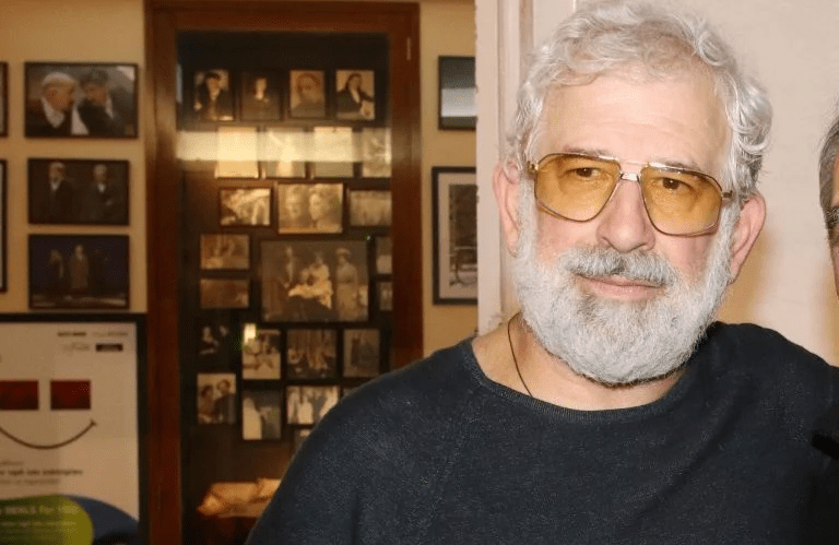 Αυτήν την πασίγνωστη ηθοποιό εξευτέλισε ο Πέτρος Φιλιππίδης: «Βάλε κανά φόρεμα να θυμηθούμε πως…»