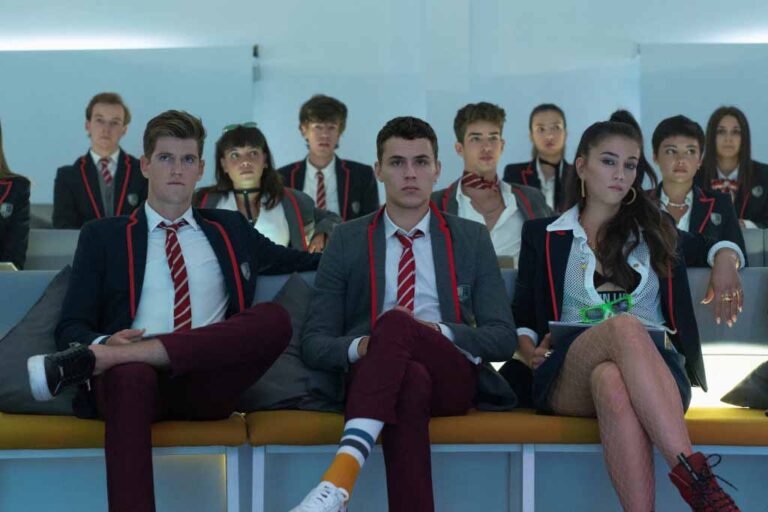 Ηθοποιός του ELITE ήρθε στην Ελλάδα και θα μείνει (Pics)