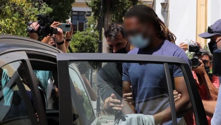 Υπόθεση Σεμέδο: Σάλος με τις φωτογραφίες της 17χρονης που κατηγορείται ότι βίασε (Vid)