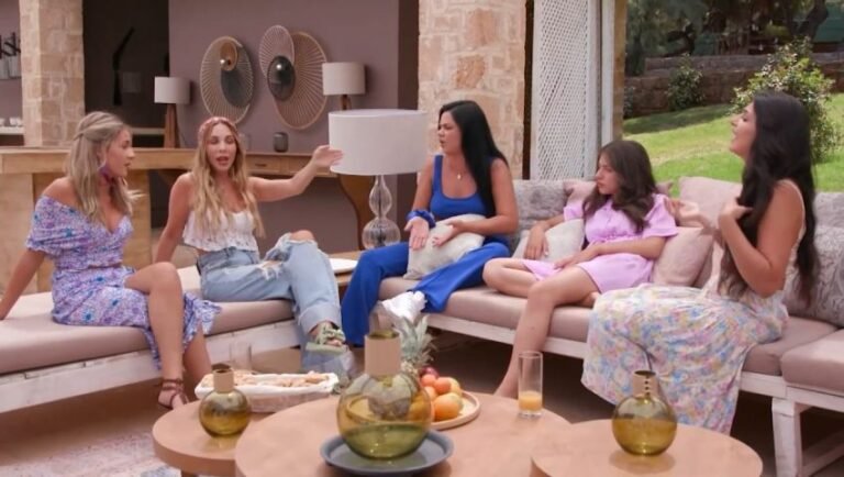 «Βούλωσέ το, σκύλα, σούργελο, γελοία!»: Εικόνες ντροπής και παραλίγο ξύλο στο «The Bachelor» (Vid)