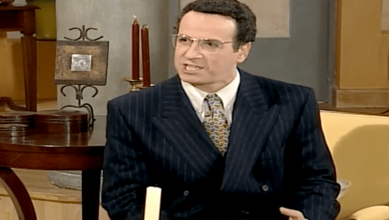 Ποτέ ξανά σε ζώνη με τηλεθέαση: H σειρά του Χάρη Ρώμα που κρίθηκε ανάρμοστη και «θάφτηκε»