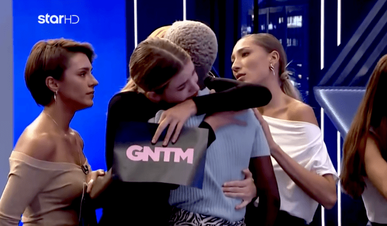 Έγκυος παίκτρια του GNTM από τον 50χρονο σύντροφό της – Οι πρώτες εικόνες (Vid)