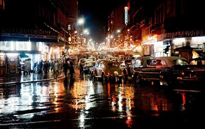 Μια πόλη γεμάτη φώτα: Χριστούγεννα στην Αθήνα του 1960 (pic)