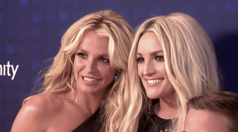 «Είσαι ένα απόβρασμα που βγάζει λεφτά σε βάρος μου»: Τρομακτικό ξέσπασμα Britney Spears κατά της αδερφής της