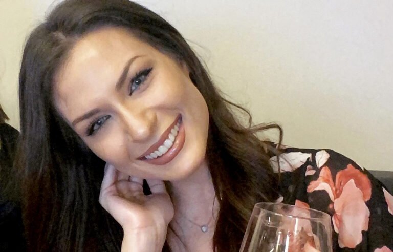 Γεωργία Μπίκα | Εμφανίστηκε στο instagram και το κύμα συμπαράστασης είναι τεράστιο (Pics)