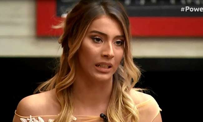 Ολική μεταμόρφωση: Η Αθηνά Χρυσαντίδου δεν αναγνωρίζεται μετά τη νέα της αλλαγή (Pics)