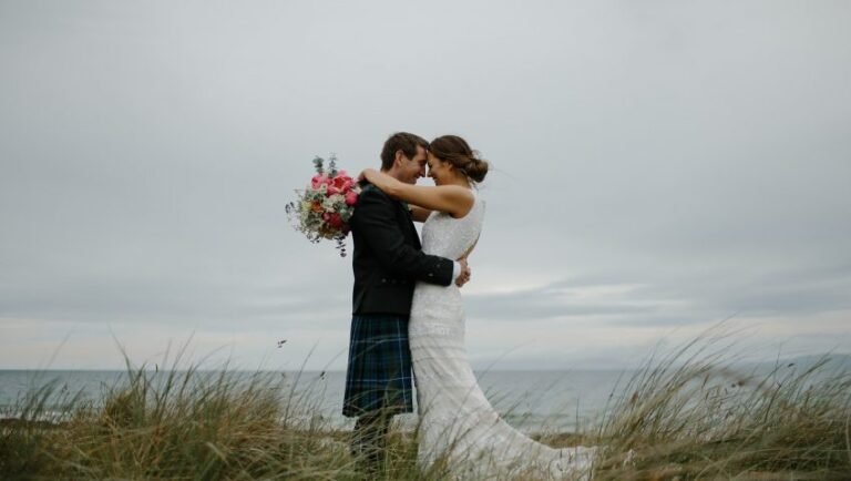 Αυτά τα 2 ζώδια είναι το ζευγάρι που πιο συχνά από όλα τα άλλα καταλήγει στον γάμο