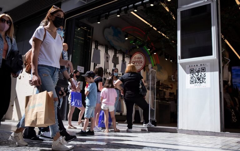 Επιχείρηση «ελευθερία»: Η ημερομηνία που καταργούνται μάσκες και πιστοποιητικά εμβολιασμού