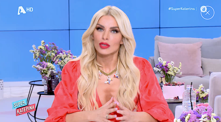 «Η ψωνάρα τηλεστάρ έβρισε σερβιτόρο φοιτητή επειδή δεν την αναγνώρισε»: Η απάντηση της Καινούργιου στις κατηγορίες σε βάρος της (Pics)