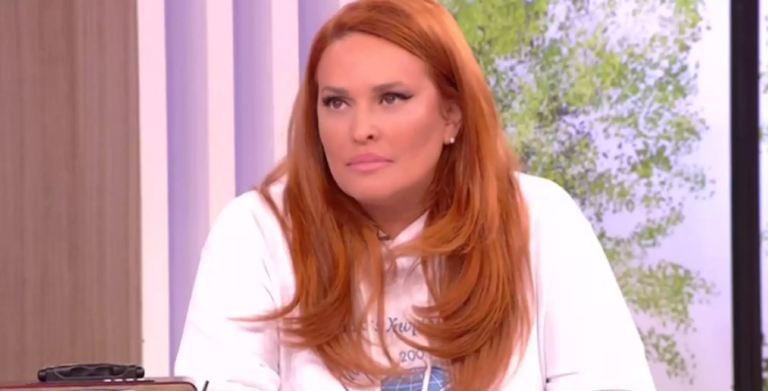 Η Σίσσυ Χρηστίδου τολμά: Δείχνει το πληθωρικό κορμί της με μαγιό δίχως ίχνος Photoshop (Pic)