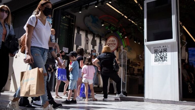 Όμικρον 4-5: Το σύμπτωμα που έχει το 58% όσων νοσούν φωνάζει ότι μολύνθηκες ακόμα κι αν το τεστ σου είναι ακόμα αρνητικό