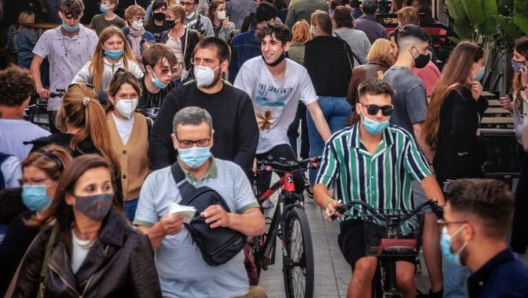 Μετάλλαξη Κένταυρος | Αυτό είναι το σύμπτωμα την ώρα του φαγητού που φωνάζει ότι κόλλησες