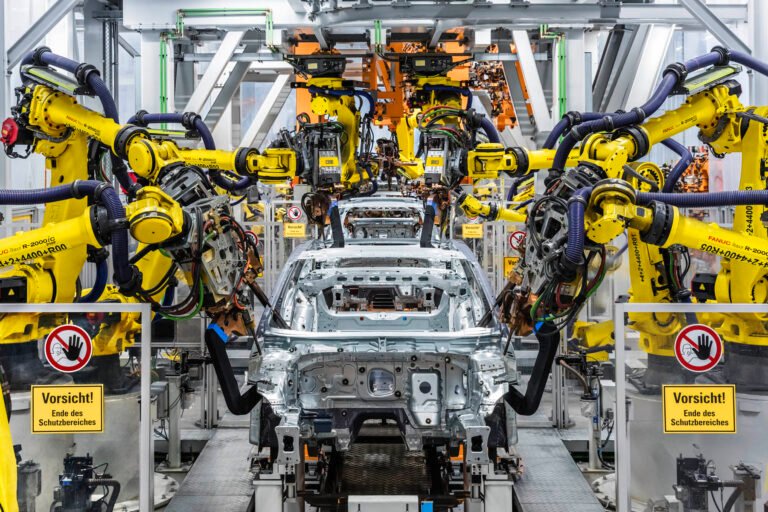 Με το βλέμμα στο μέλλον: Ανοίγει εργοστάσιο παραγωγής αυτοκινήτων στην Ελλάδα!