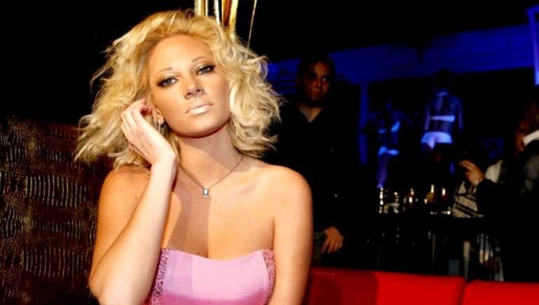 «Αδίστακτη» η Τζούλια Αλεξανδράτου: «Σιγά μην το δείχνω δωρεάν…»