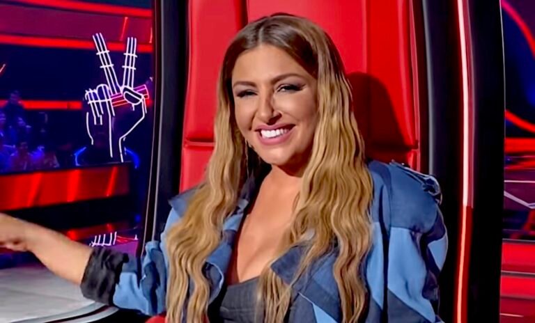 Σαν 2 σταγόνες νερό! Αυτή είναι η εντυπωσιακή αδερφή της Έλενας Παπαρίζου (Pic)