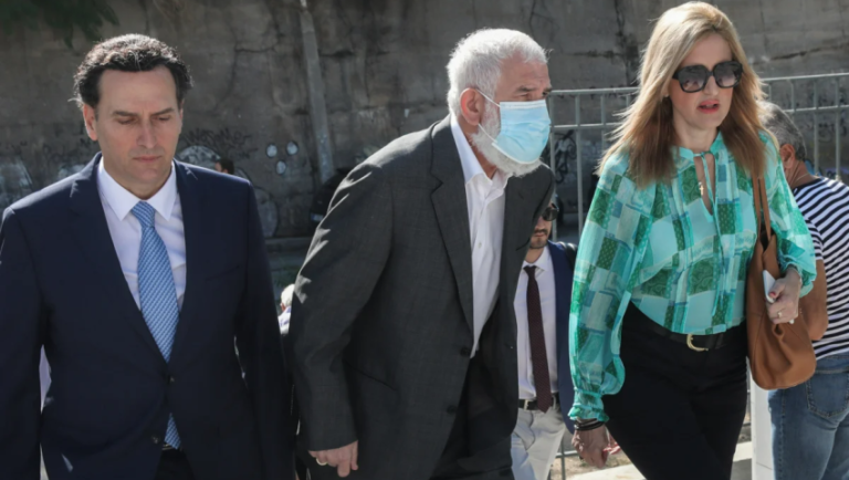 «Φυσικά και θέλω να παίξω με τον Πέτρο στο θέατρο, τον λάτρευα»: Απροσδόκητη «στήριξη» στον Φιλιππίδη μετά τη δίκη